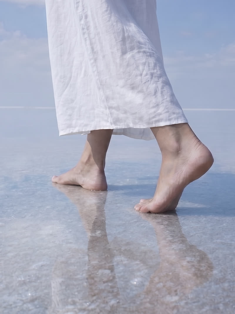 REFLECTIONS — short film by Valeria Usynina